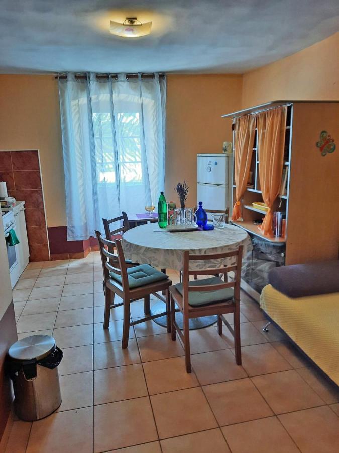 Apartment Surya Rogoznica  Eksteriør billede